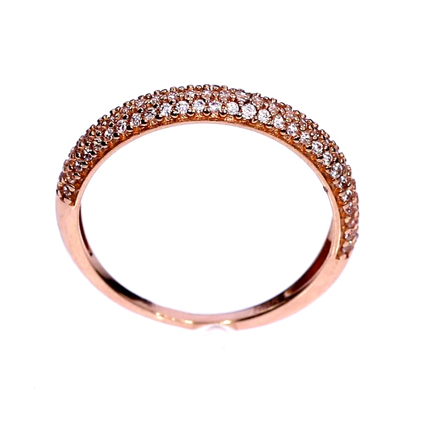 Golden ring with zircon