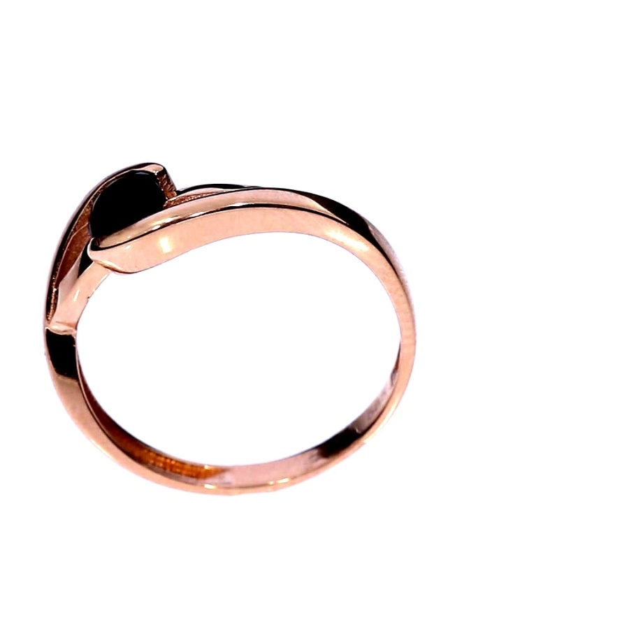 Kuldnesõrmus tsirkoonidega